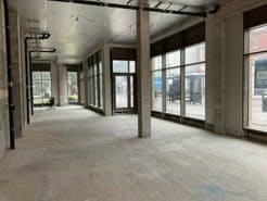 416 Wandsworth Rd, London for lease - Building Photo - Image 3 of 4