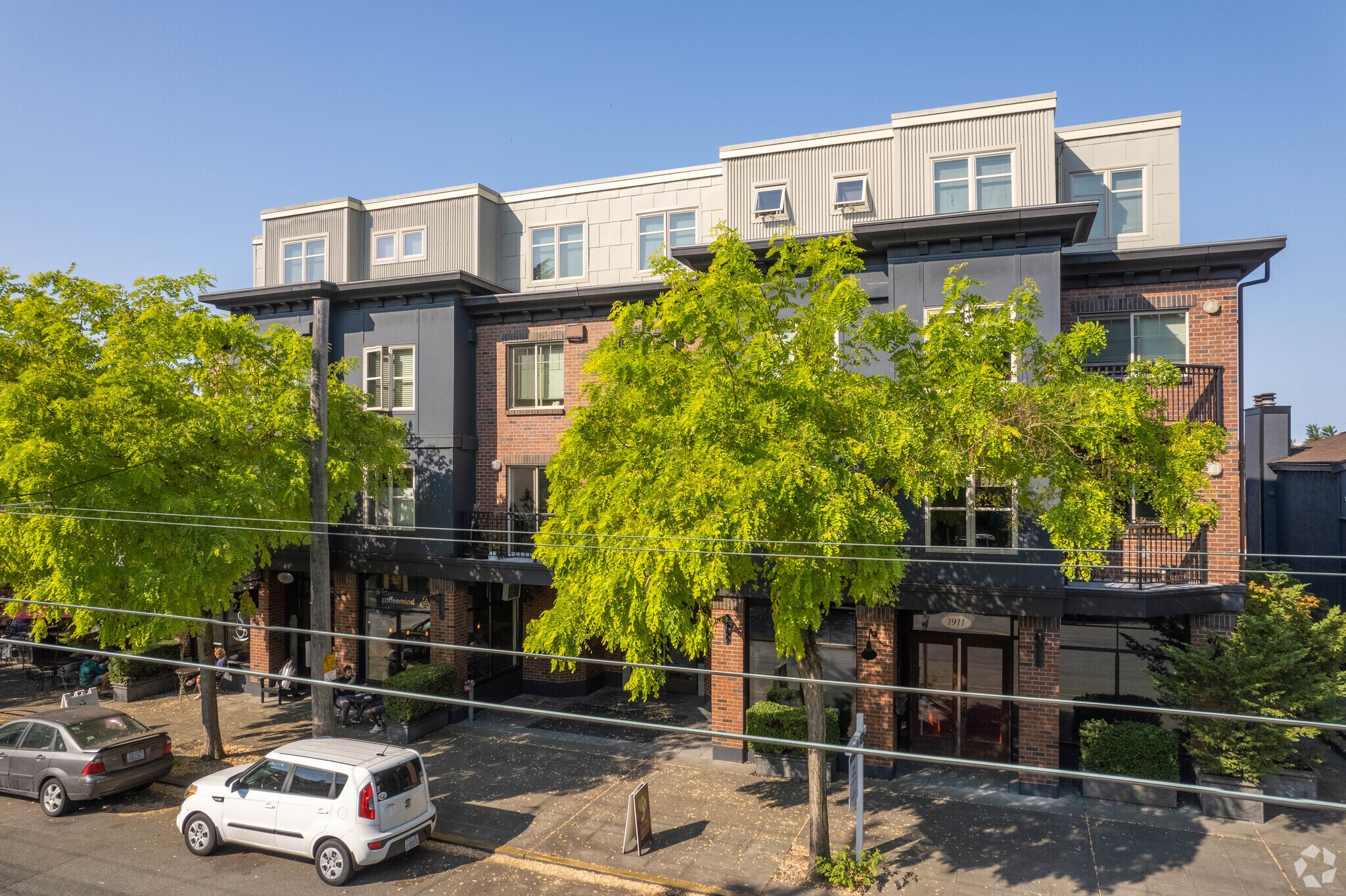 1909 10th Ave W, Seattle, WA à vendre Photo principale- Image 1 de 8