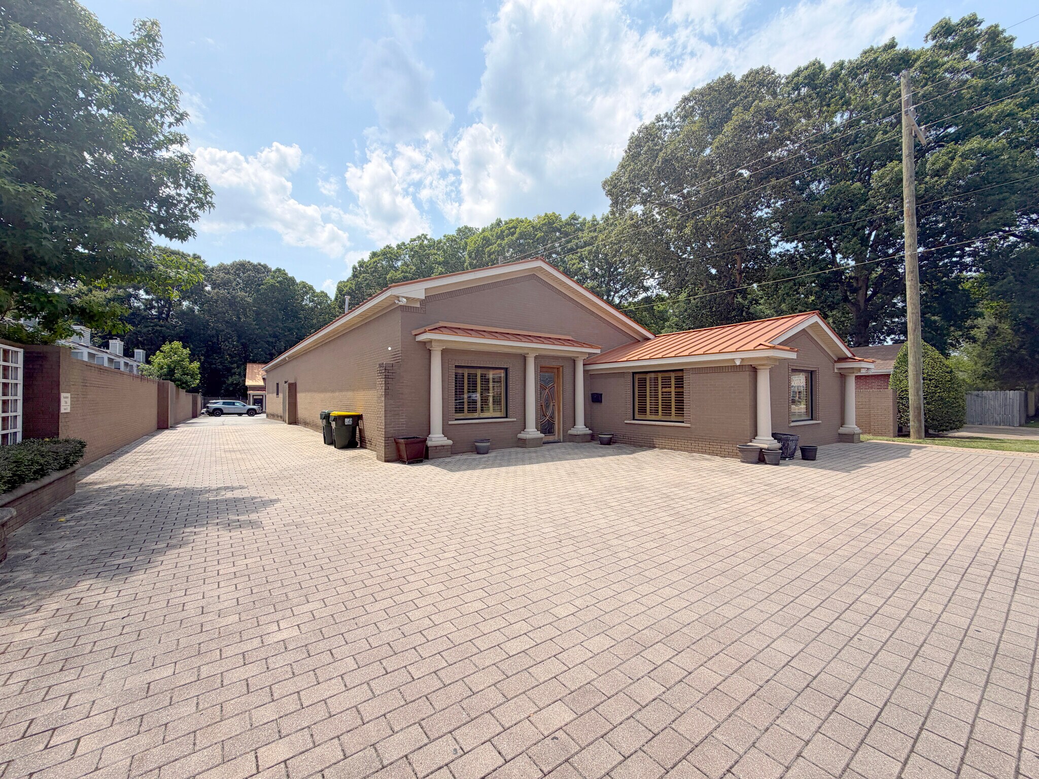 565 N Birdneck Rd, Virginia Beach, VA à louer Photo du bâtiment- Image 1 de 10