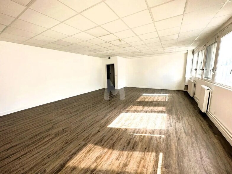 Flex dans Évry-Courcouronnes à louer - Photo intérieure - Image 3 de 9