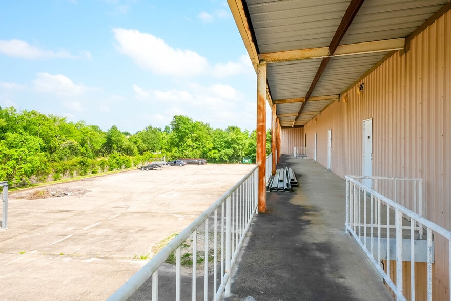 3194 Highway 69 N, Nederland, TX for sale - Building Photo - Image 2 of 8