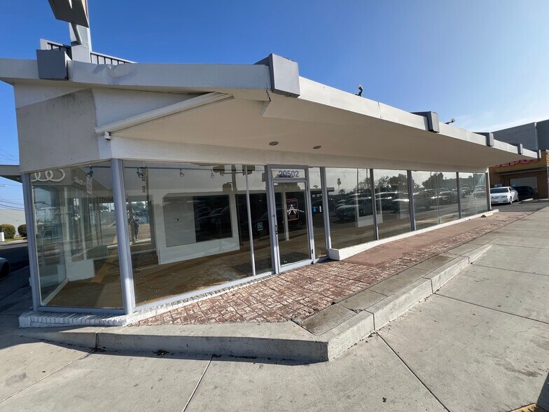20502 Hawthorne Blvd, Torrance, CA à vendre - Photo du bâtiment - Image 3 de 19