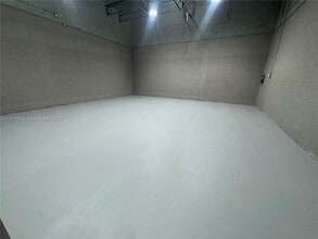 10171 NW 58th St, Miami, FL for lease Interior Photo- Image 2 of 6