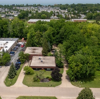 Plus de détails pour 38227 Western Pky, Willoughby, OH - Local d'activités à louer