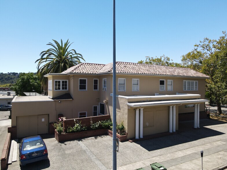 1022 E St, San Rafael, CA à vendre - Photo du bâtiment - Image 2 de 9