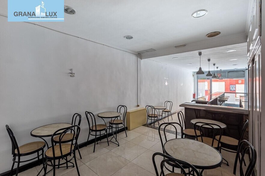 Avenida de América, 47, Granada, Granada for sale - Interior Photo - Image 3 of 13