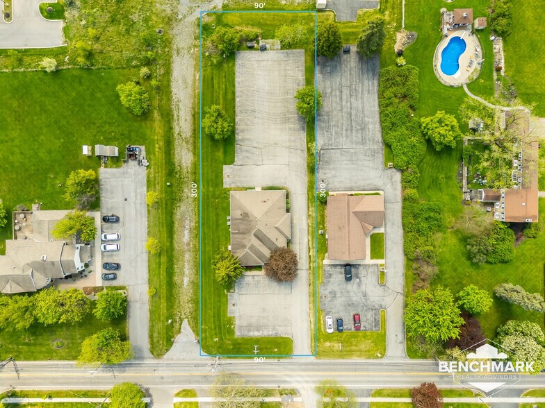 199 Parrish St, Canandaigua, NY à vendre - Photo du bâtiment - Image 3 de 54