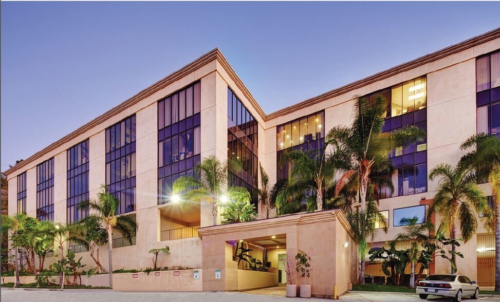 2815 Camino del Rio S, San Diego, CA à louer - Photo du bâtiment - Image 3 de 24