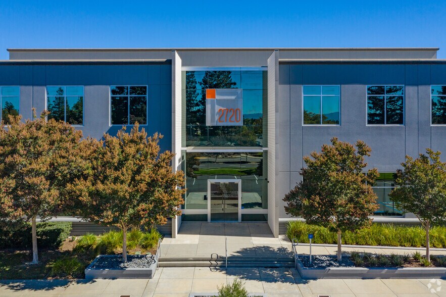 2740 Zanker Rd, San Jose, CA à louer - Photo du bâtiment - Image 2 de 7