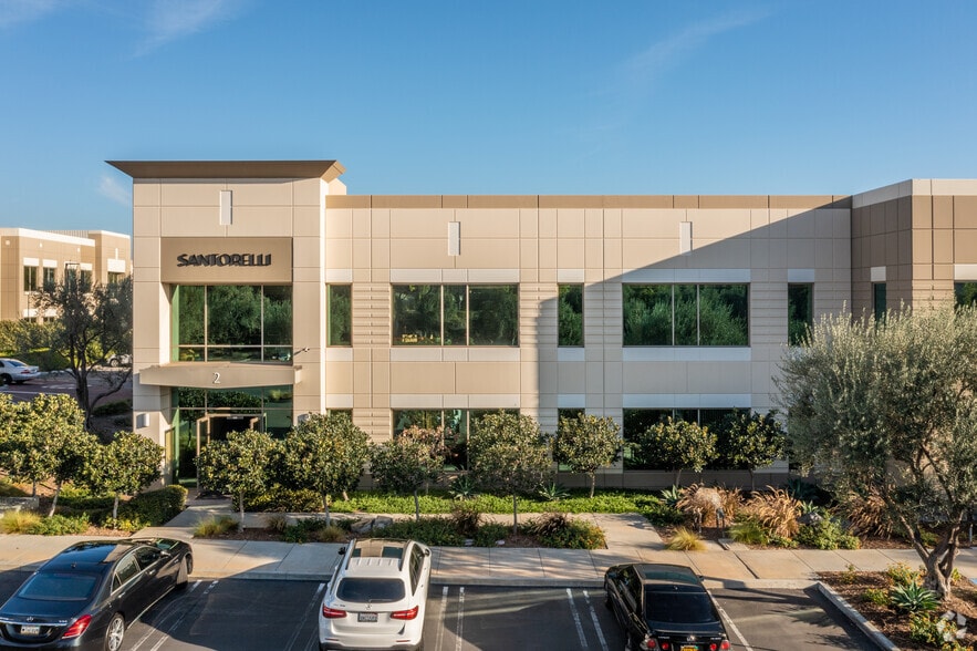 2 Rancho Cir, Lake Forest, CA for lease - Building Photo - Image 2 of 4