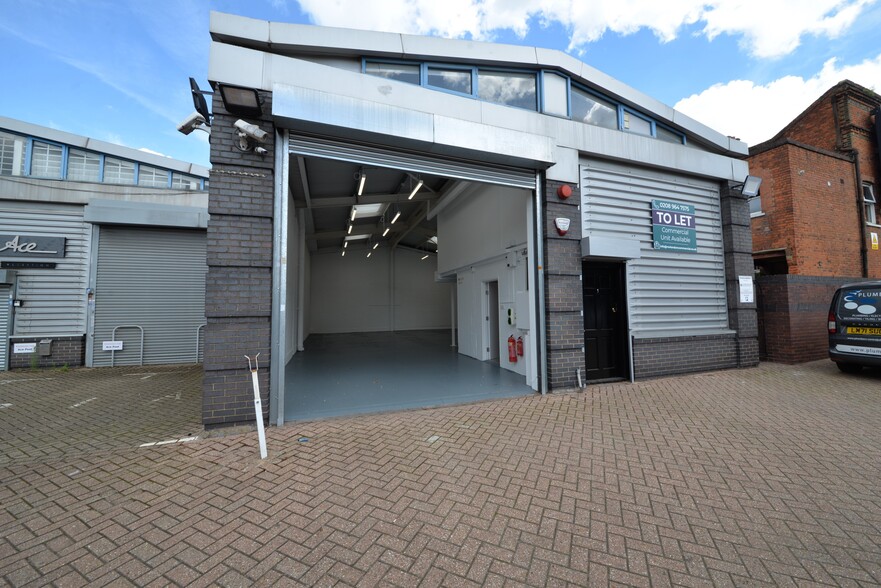 Scrubs Ln, London for lease - Building Photo - Image 1 of 3