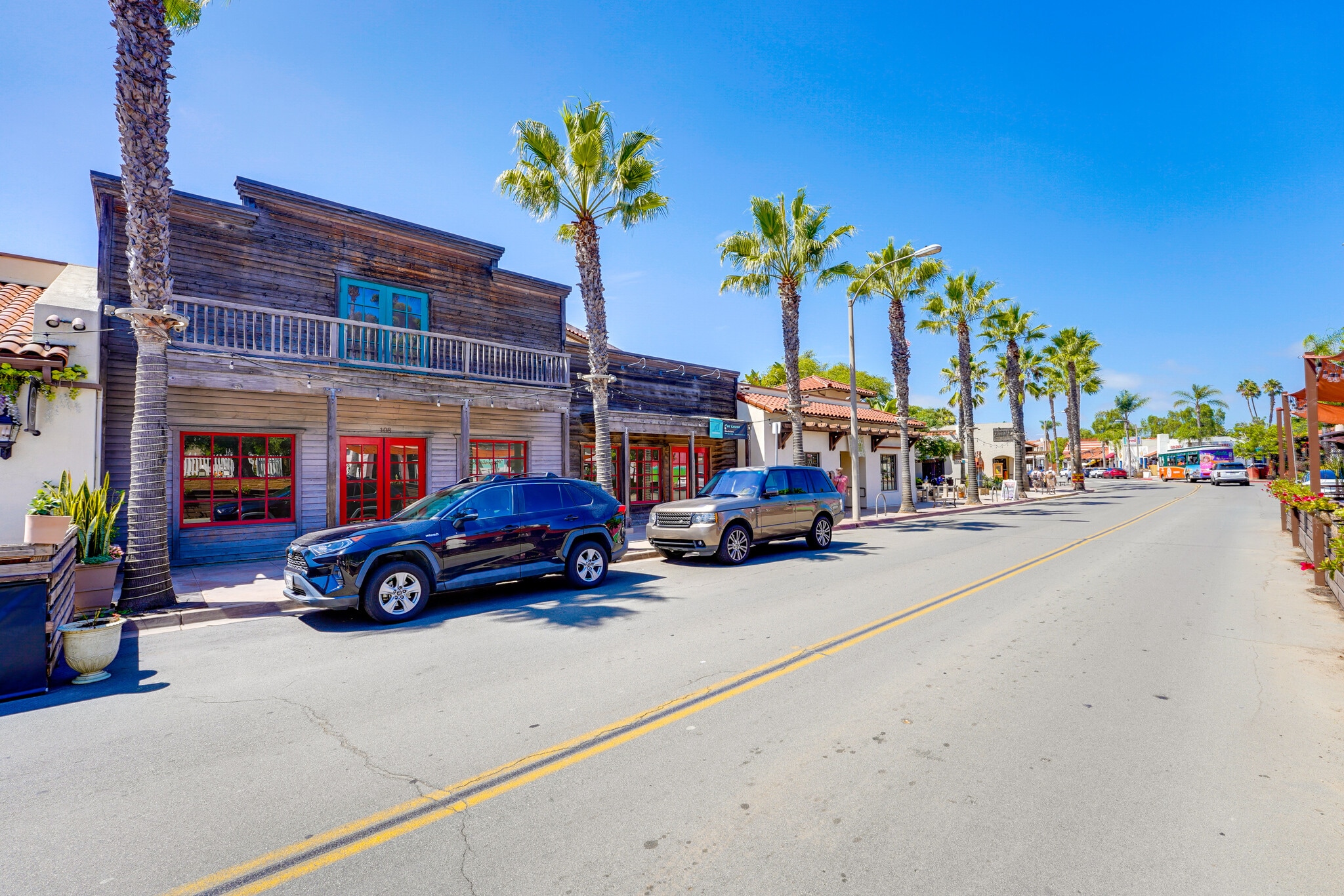 2415 San Diego Ave, San Diego, CA for lease Primary Photo- Image 1 of 10