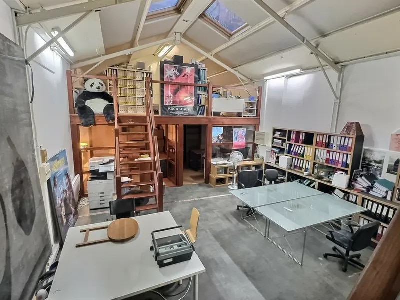Office in Paris for lease Building Photo- Image 1 of 9