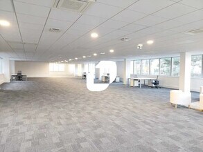 Bureau dans Vélizy-Villacoublay à louer Photo intérieure- Image 2 de 2