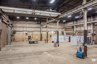 6455 NE Columbia Blvd, Portland, OR à louer Photo intérieure- Image 2 de 3