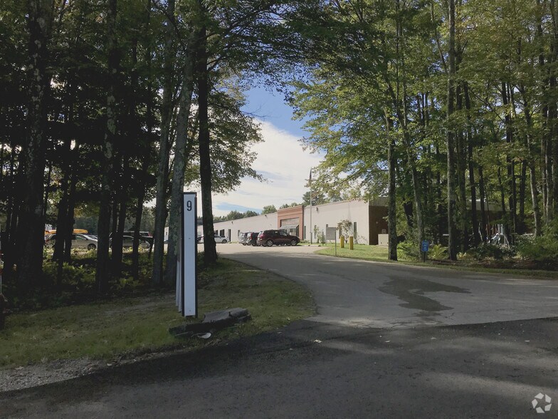 9 Vose Farm Rd, Peterborough, NH for lease - Building Photo - Image 2 of 6