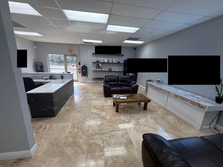 1090 Innovation Ave, North Port, FL à louer - Photo intérieure - Image 3 de 14