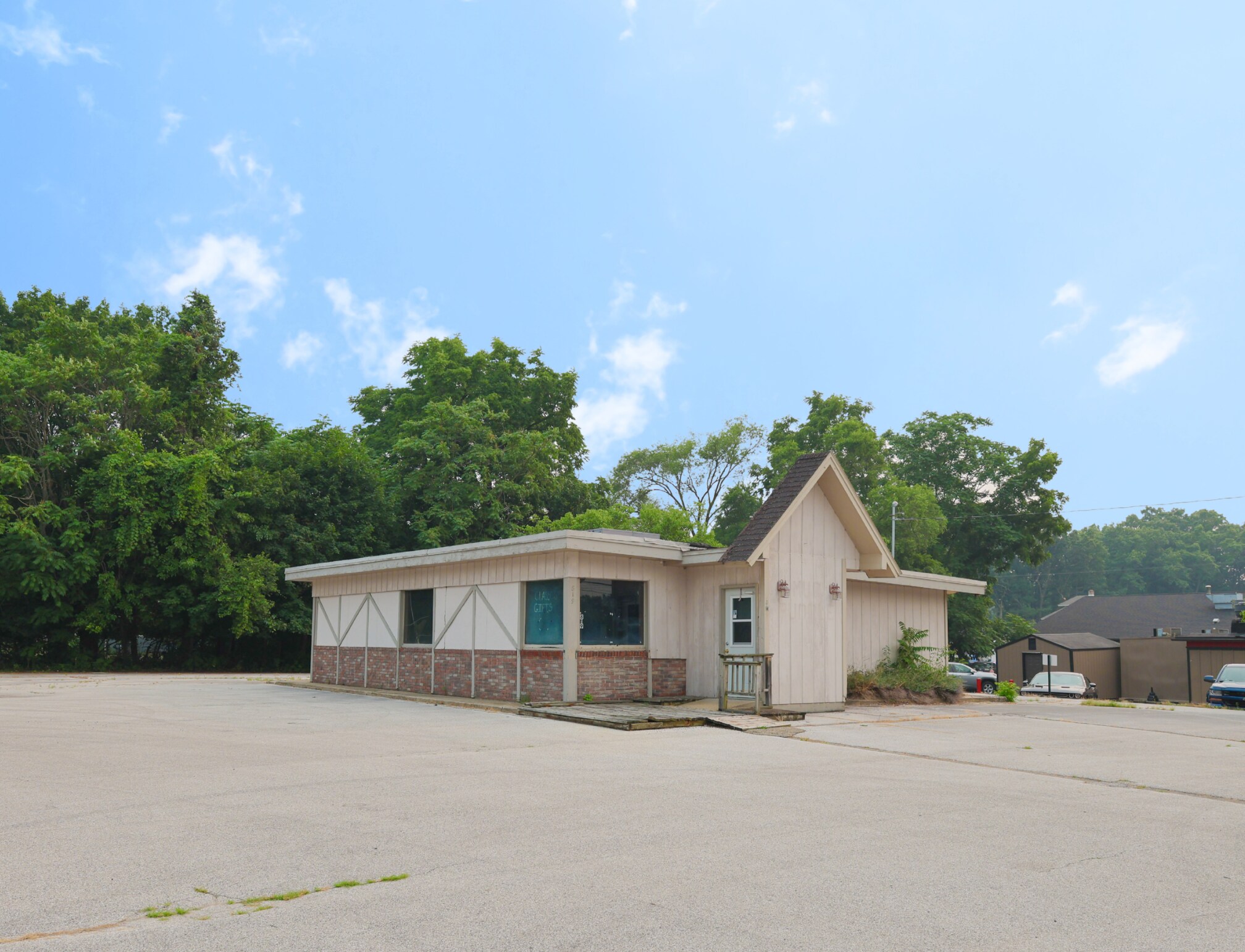 819 E Colby St, Whitehall, MI for sale Building Photo- Image 1 of 6