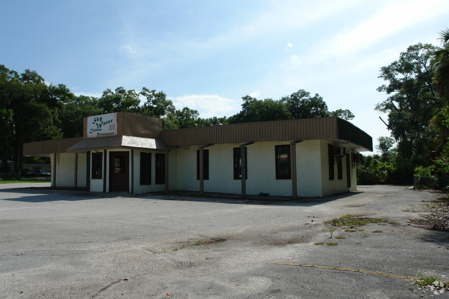 827 S Woodland Blvd, Deland, FL for sale - Primary Photo - Image 1 of 2