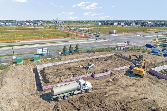 Plus de détails pour 43 Rangeview Gate gate, Calgary, AB - Commerce de détail à louer