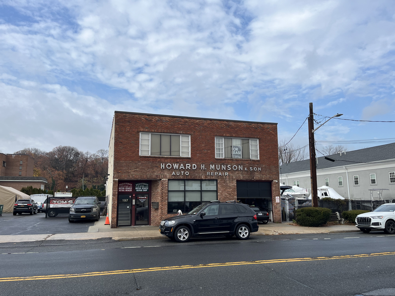 197 New York Ave, Huntington, NY for lease - Building Photo - Image 1 of 9