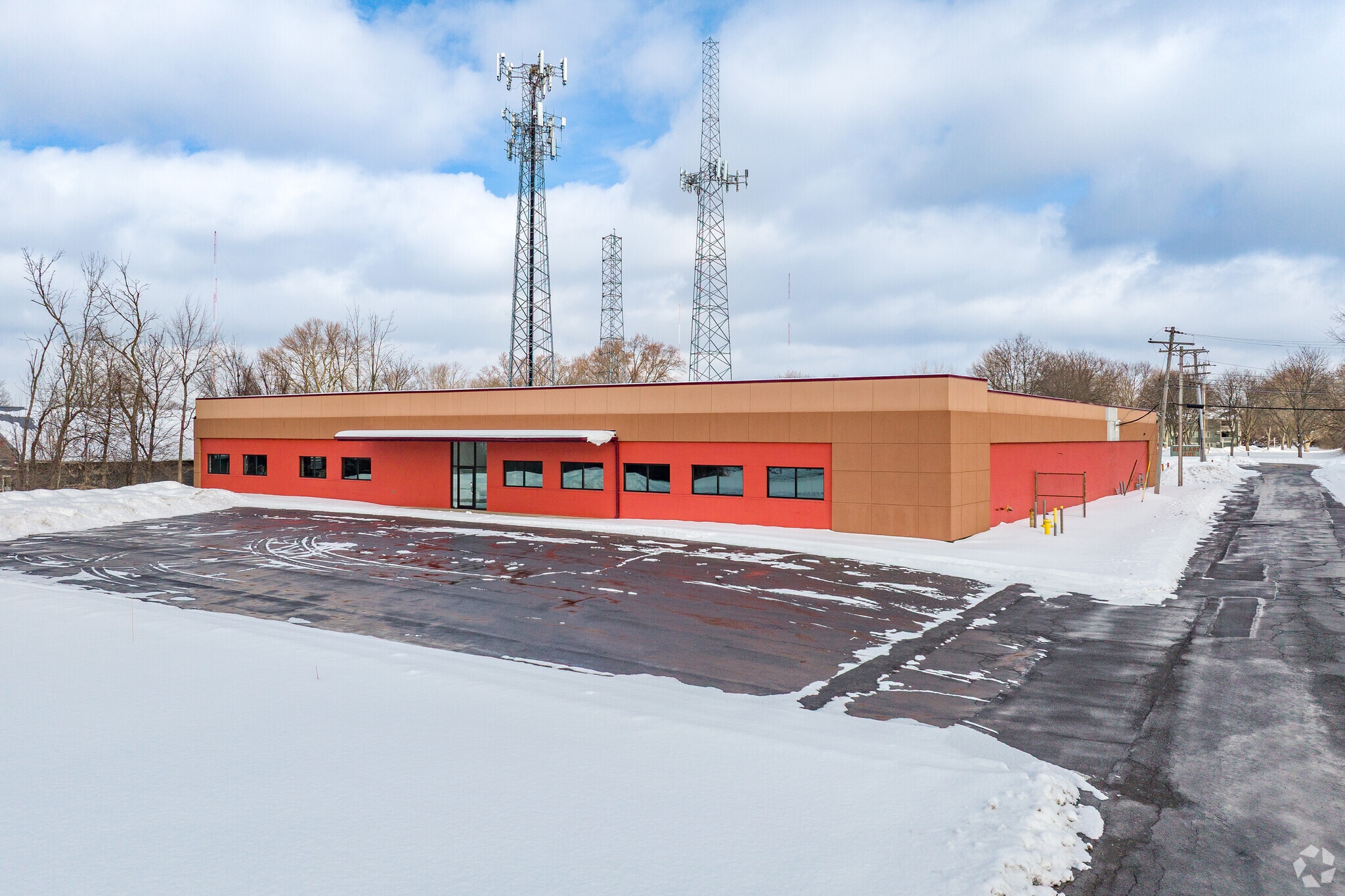 506 Old Liverpool Rd, Liverpool, NY for lease Primary Photo- Image 1 of 5