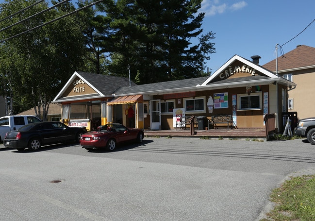 Plus de détails pour 1195 Boul Maloney E, Gatineau, QC - Commerce de détail à vendre