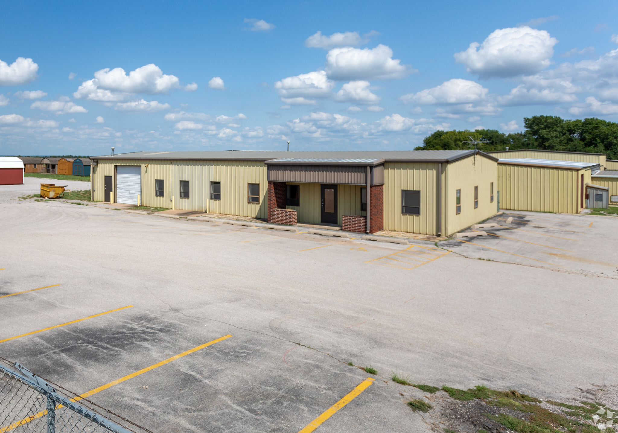 2024 S Main St, Newcastle, OK à vendre Photo principale- Image 1 de 1