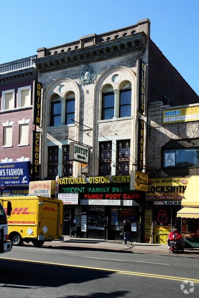 820 Flatbush Ave, Brooklyn, NY à louer - Photo principale - Image 1 de 2