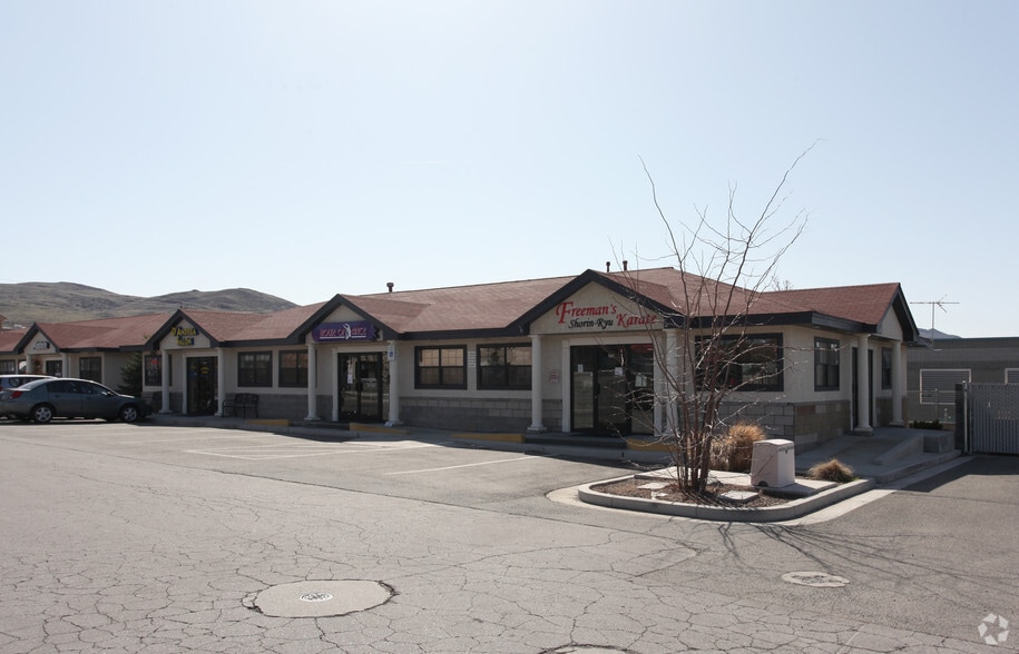 2965 Vista Blvd, Sparks, NV à vendre - Photo du bâtiment - Image 2 de 2