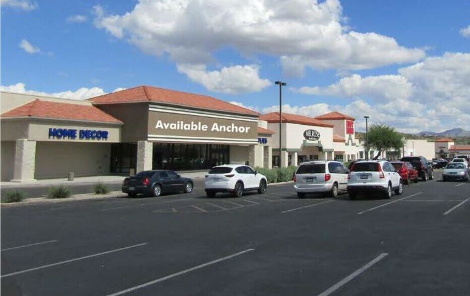 254-300 W Mariposa Rd, Nogales, AZ à louer - Photo du bâtiment - Image 2 de 16