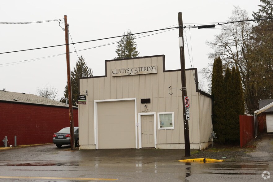 31429 NW Commercial St, North Plains, OR à vendre - Photo du bâtiment - Image 1 de 2