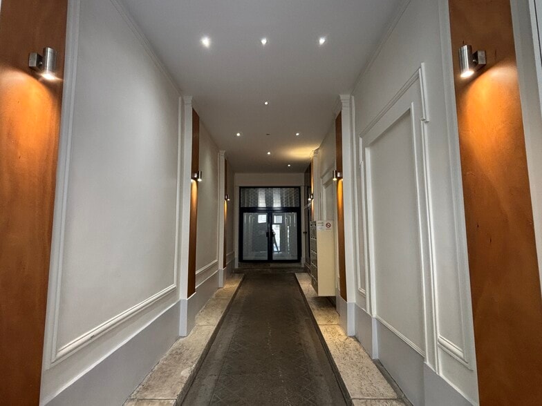 10 Rue Rossini, Paris for lease - Building Photo - Image 2 of 7