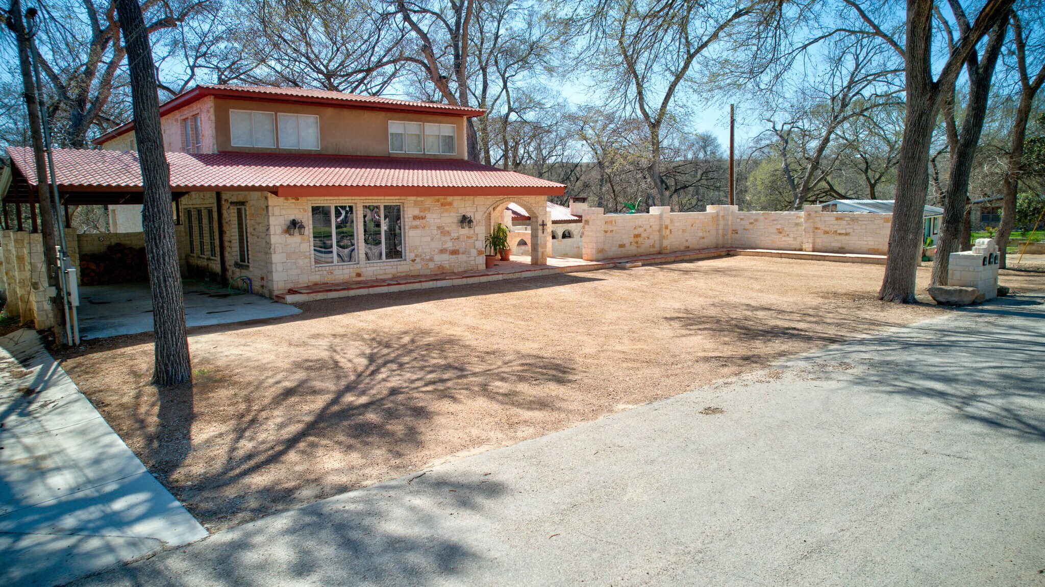 1684 Rocky Riv, Canyon Lake, TX à vendre Photo du bâtiment- Image 1 de 20