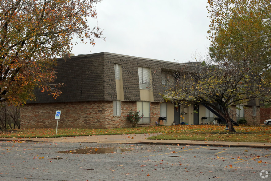 1700 N Sioux Ave, Claremore, OK à vendre - Photo principale - Image 1 de 1