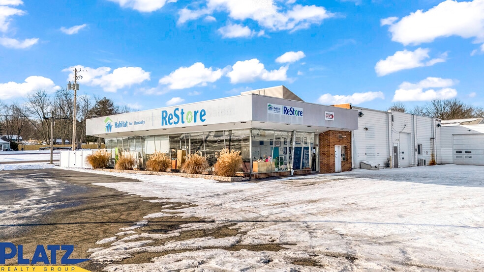 Ellsworth Rd portfolio of 2 properties for sale on LoopNet.ca - Building Photo - Image 1 of 22