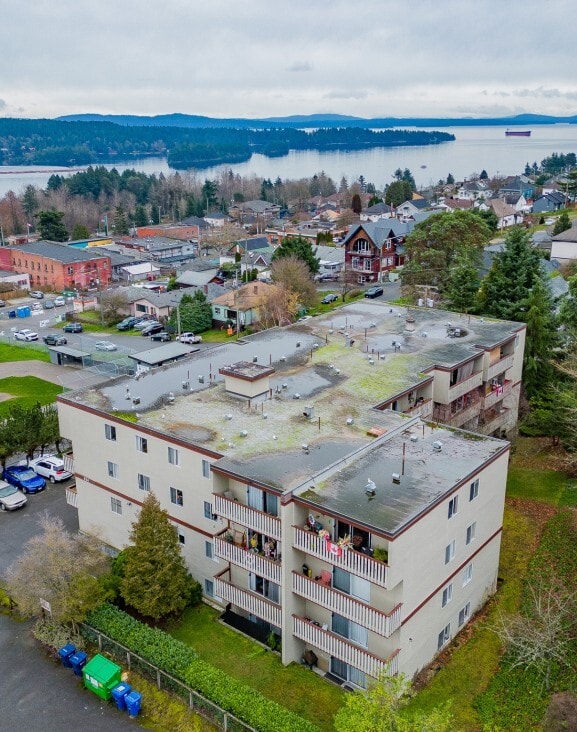 524 2nd Ave, Ladysmith, BC for sale Primary Photo- Image 1 of 1