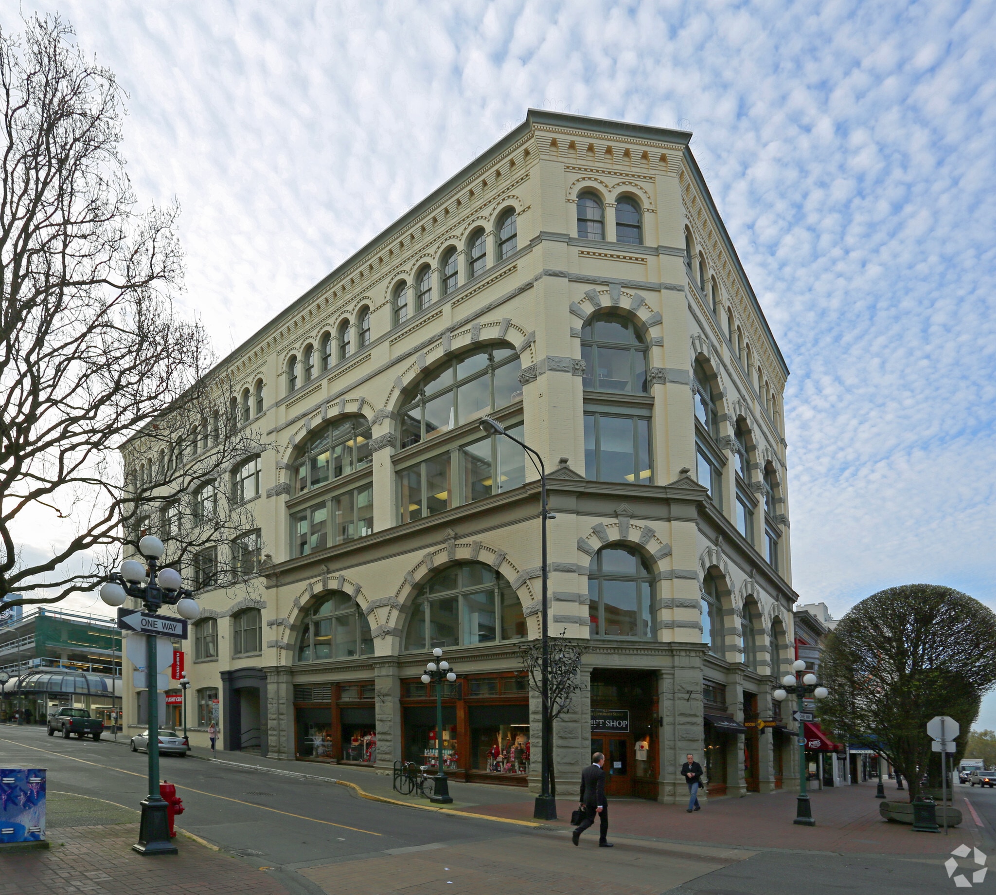 615 Broughton St, Victoria, BC à louer Photo principale- Image 1 de 7