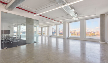 10 Grand St, Brooklyn, NY for lease Building Photo- Image 2 of 8