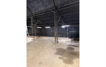 Thame Rd, Aylesbury for lease Interior Photo- Image 2 of 2