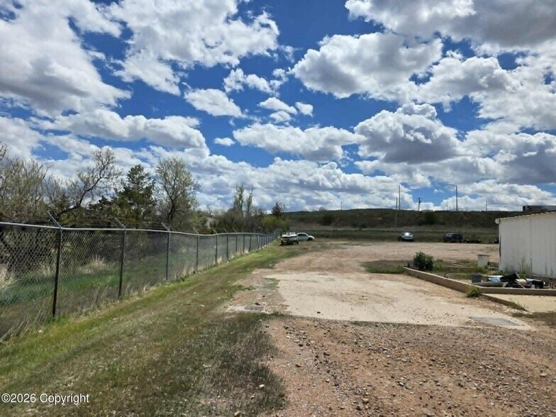 5395 M & M Cir, Gillette, WY for sale - Building Photo - Image 3 of 10