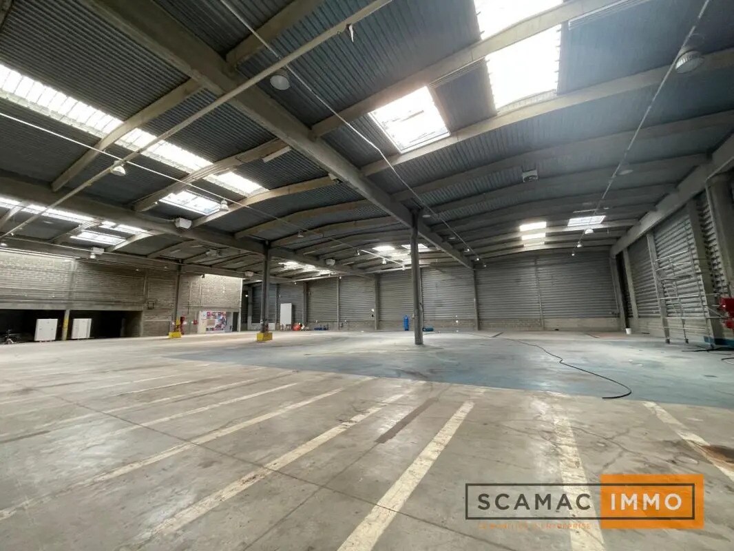 Industriel dans Sucy-en-Brie à louer Photo intérieure- Image 1 de 11