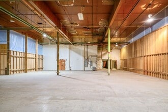 8324 Fraser St, Vancouver, BC for lease Interior Photo- Image 2 of 9