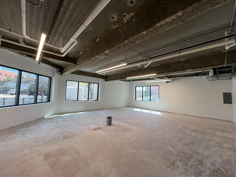 130 Main St, Menasha, WI à louer - Photo intérieure - Image 3 de 6