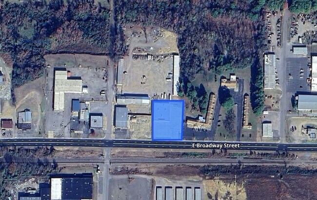 More details for 1313 E Broadway St, Morrilton, AR - Retail for Sale