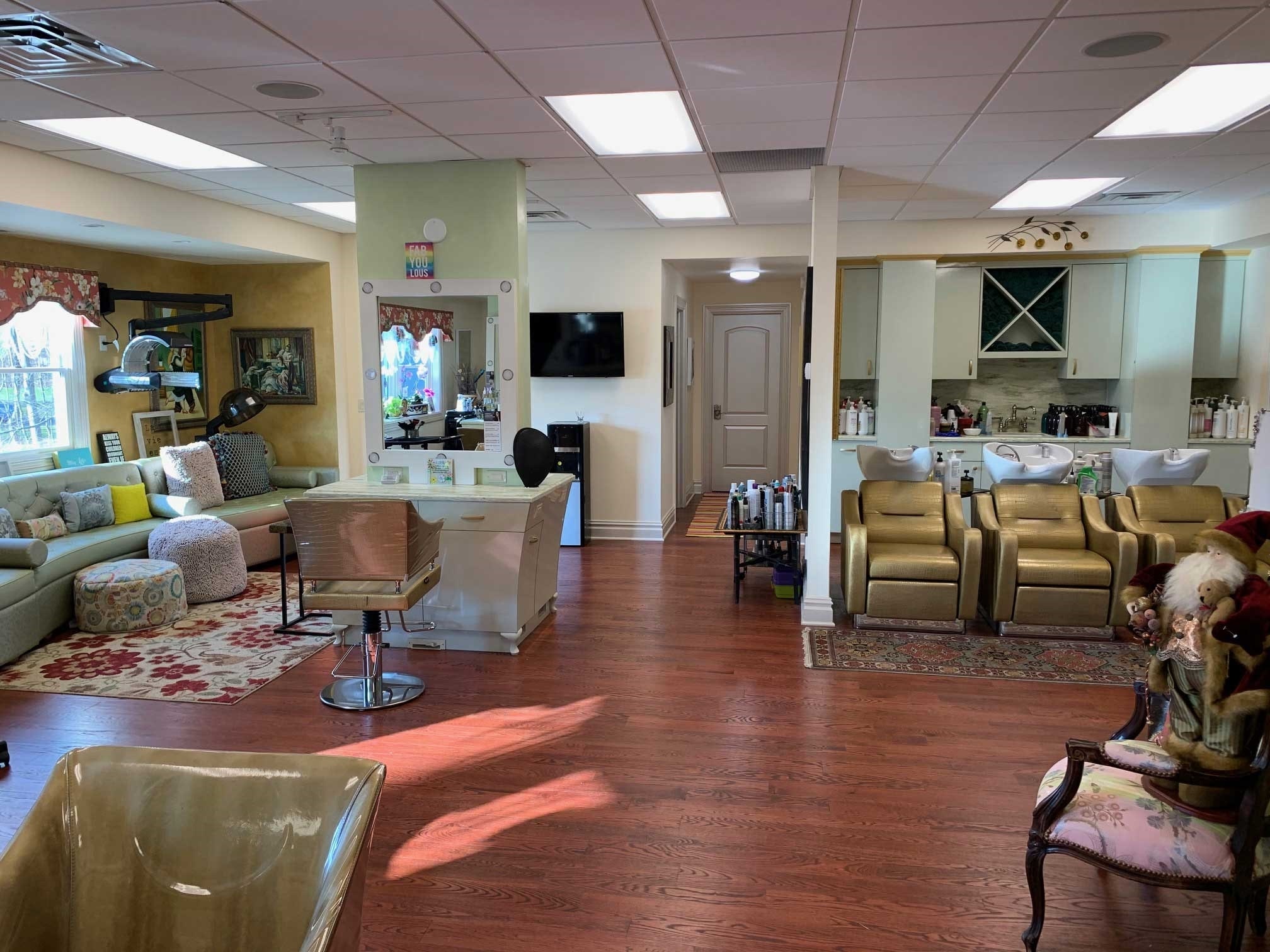 23 Danbury Rd, Wilton, CT for sale Interior Photo- Image 1 of 8