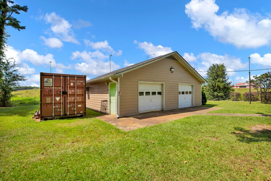 6367 Wade Stedman Rd, Wade, NC à vendre - Photo du bâtiment - Image 3 de 11