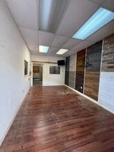 1525 NW 3rd St, Deerfield Beach, FL for lease Interior Photo- Image 2 of 8