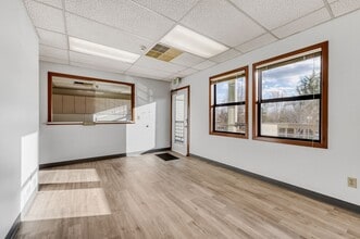 25500 SE Stark St, Gresham, OR à louer Hall d’entrée- Image 2 de 9