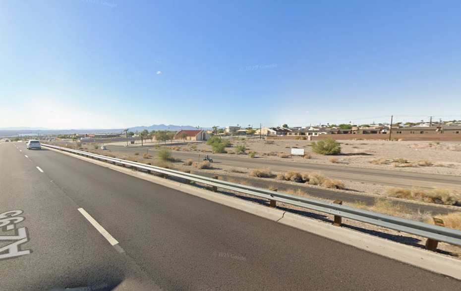 3167 Maricopa Ave, Lake Havasu City, AZ for sale - Building Photo - Image 2 of 6